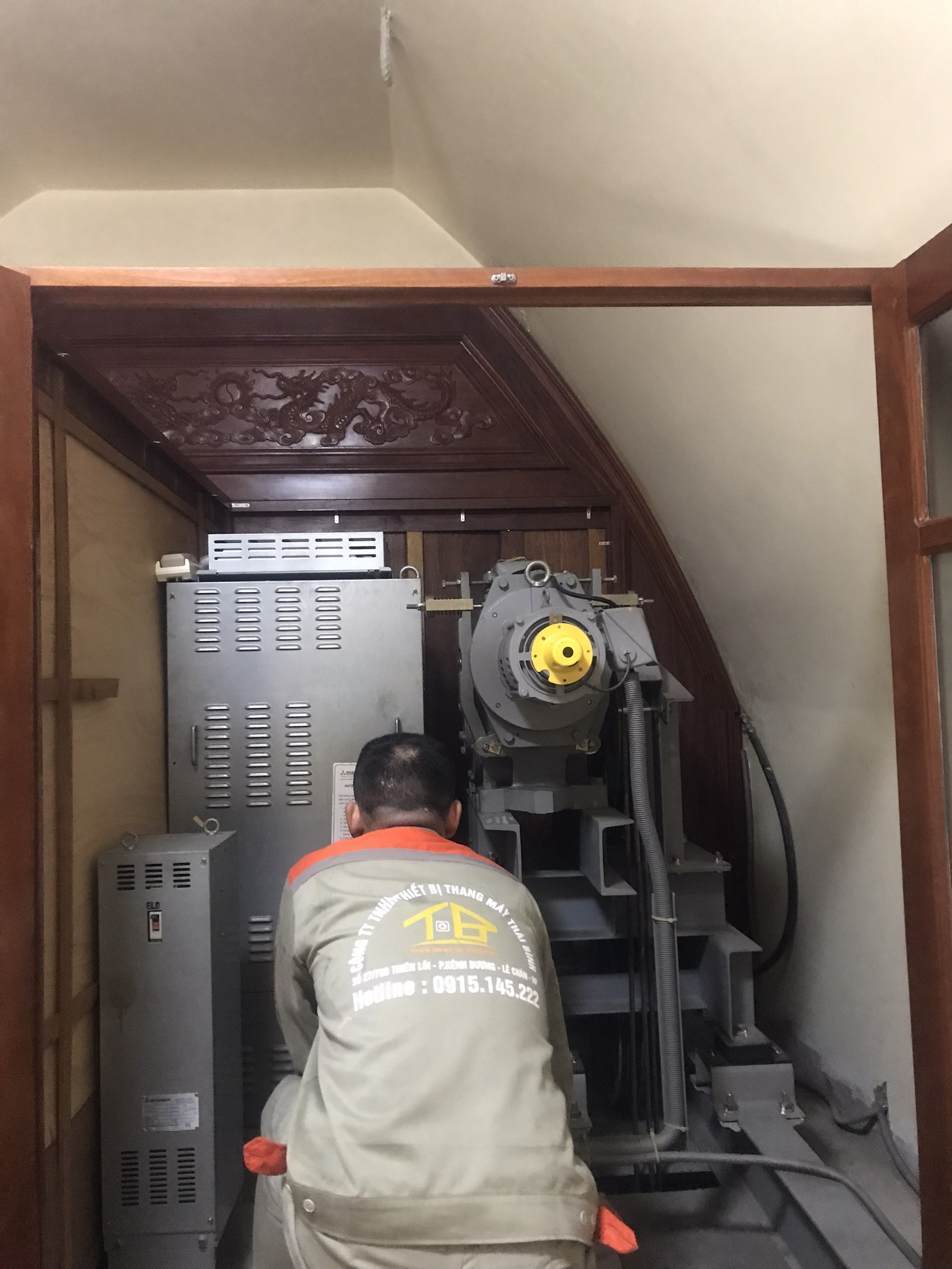 Dịch vụ bảo trì thang máy định kỳ