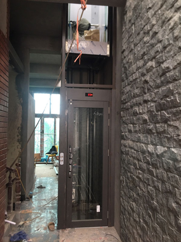Thang máy tại Mai Sơn Sơn La