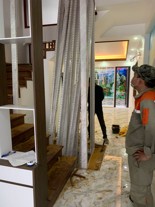 Thang máy tại Phù Yên Sơn La