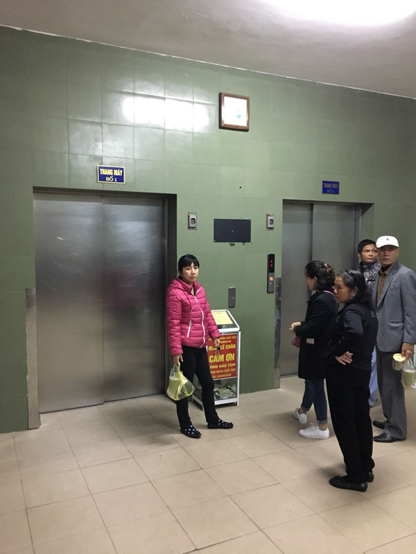 Thang máy bệnh viện 03