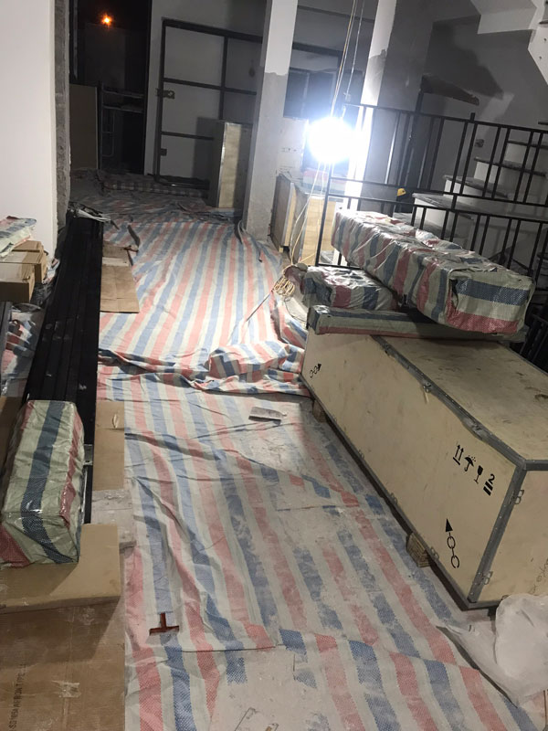 Công trình thang máy bà Hằng