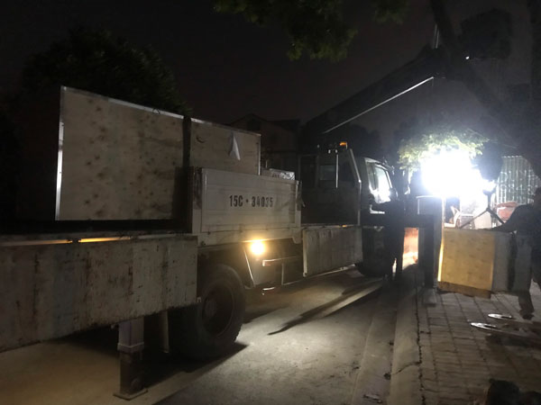 Công trình thang máy bà Hằng