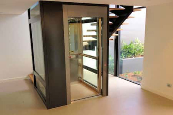 Khó khăn khi lựa chọn thang máy cho nhà cải tạo